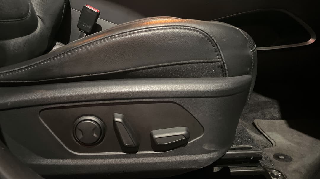 2022 Hyundai Tucson Elite (AWD), Automatic, 97608 km, Drivers Side Adjustment Panel
