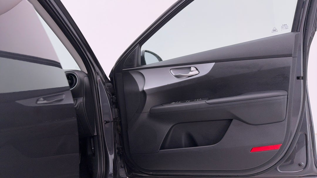 2023 Kia Cerato S Safety Pack, Automatic, 77367 km, Speaker View