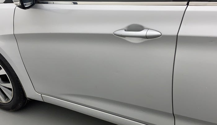 2017 Hyundai Verna 1.6 CRDI SX, Diesel, Manual, 90,504 km, Front passenger door - Slightly dented