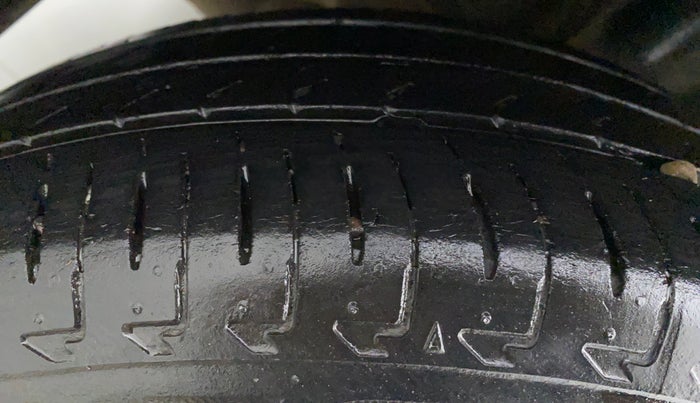 2018 Maruti IGNIS DELTA 1.2 K12, Petrol, Manual, 44,550 km, Right Rear Tyre Tread
