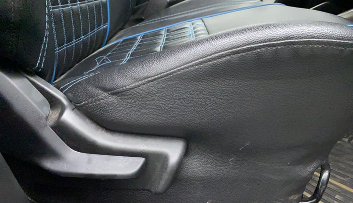 2018 Maruti IGNIS DELTA 1.2 K12, Petrol, Manual, 44,550 km, Driver Side Adjustment Panel