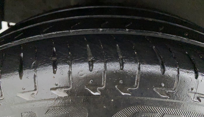 2018 Maruti IGNIS DELTA 1.2 K12, Petrol, Manual, 44,550 km, Left Front Tyre Tread