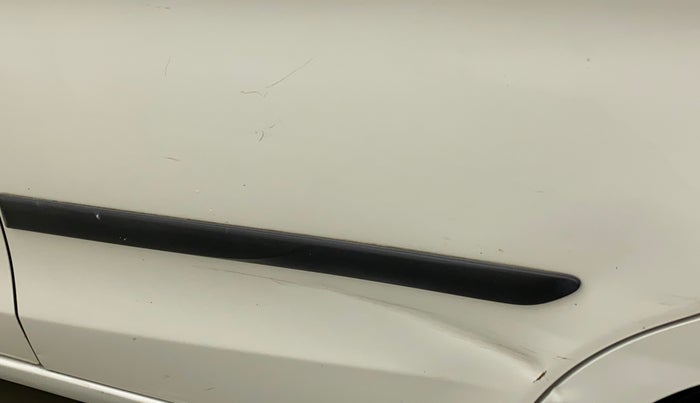 2018 Maruti Celerio ZXI AMT (O), CNG, Automatic, 35,575 km, Rear left door - Slightly dented