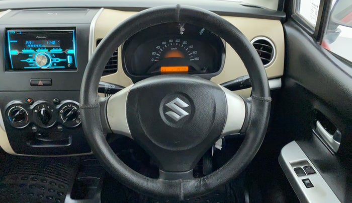 2017 Maruti Wagon R 1.0 LXI, Petrol, Manual, 26,219 km, Steering Wheel Close Up