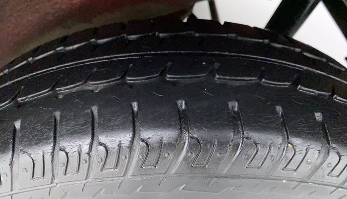 2017 Maruti Wagon R 1.0 LXI, Petrol, Manual, 26,219 km, Left Rear Tyre Tread
