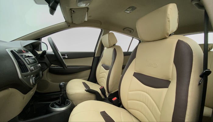 2012 Hyundai i20 SPORTZ 1.2 VTVT, Petrol, Manual, 39,181 km, Right Side Front Door Cabin