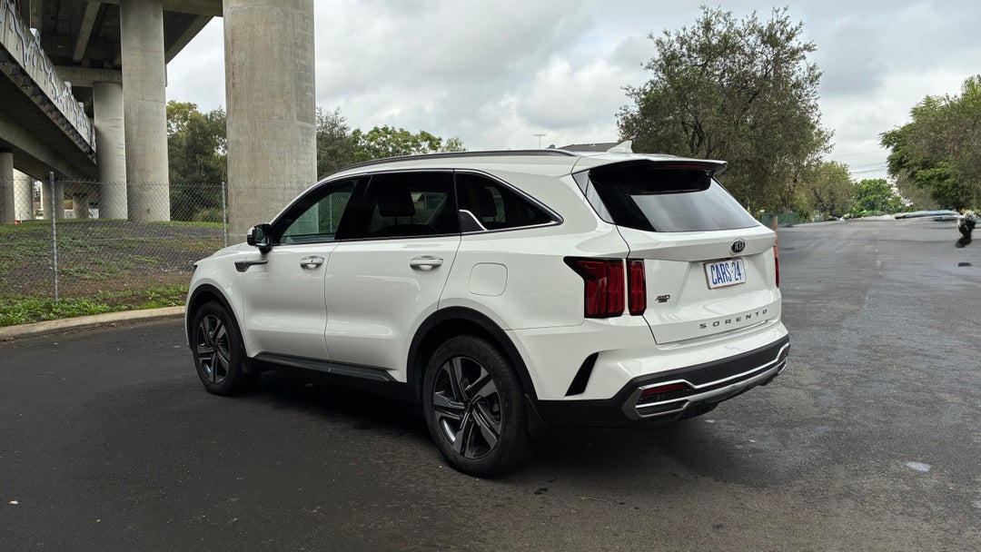 Left Back Diagonal (45- Degree) View