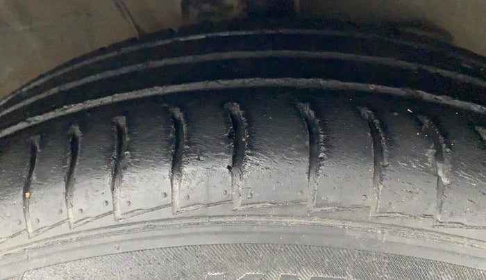 2019 Hyundai NEW SANTRO ASTA MT, Petrol, Manual, 65,039 km, Right Front Tyre Tread