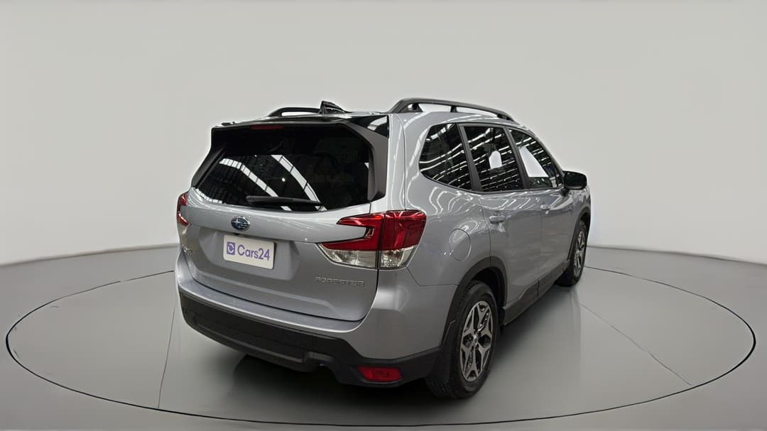 2024 Subaru Forester 2.5i (AWD), Automatic, 58157 km, Right Back Diagonal (45- Degree) View