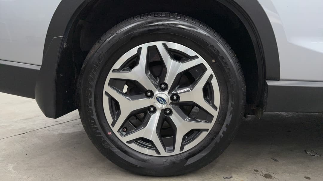 2024 Subaru Forester 2.5i (AWD), Automatic, 58157 km, Right Rear Wheel