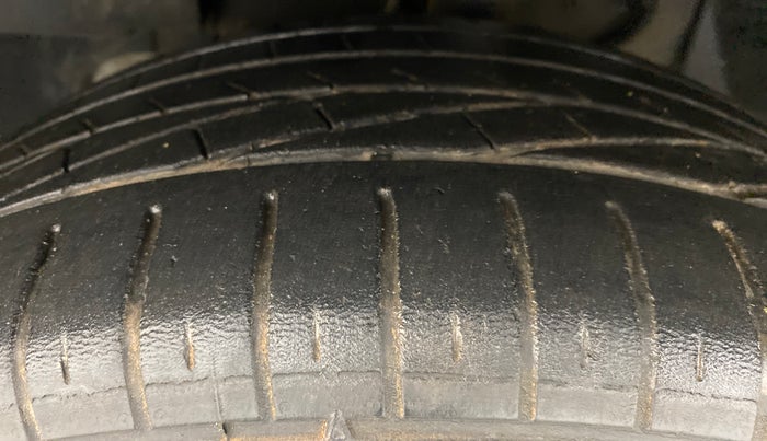 2019 Tata NEXON XZ+ 1.5, Diesel, Manual, 67,271 km, Left Front Tyre Tread