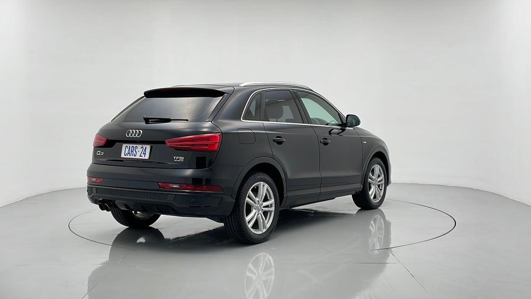 Right Back Diagonal (45- Degree) View