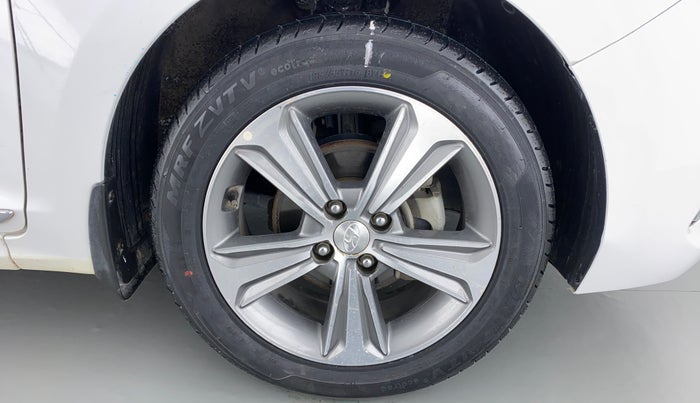 2018 Hyundai Verna 1.6 CRDI SX + AT, Diesel, Automatic, 50,352 km, Right Front Wheel