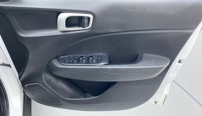 2020 Hyundai VENUE 1.0 TURBO GDI SX+ AT, Petrol, Automatic, 12,502 km, Driver Side Door Panels Control