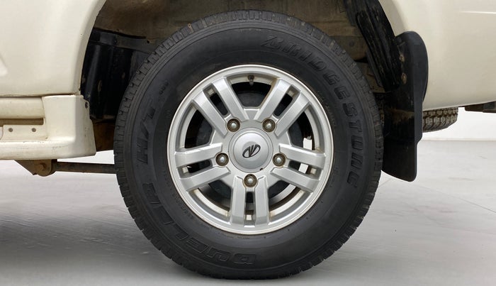 2012 Mahindra Scorpio VLX AIRBAG BS IV, Diesel, Manual, 93,267 km, Left Rear Wheel