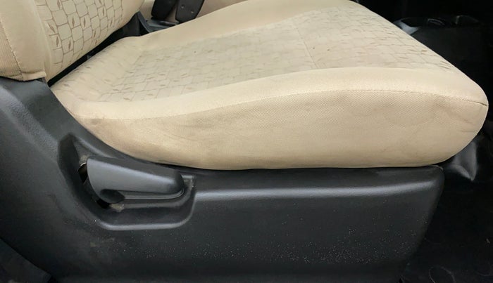 2018 Maruti Wagon R 1.0 VXI, Petrol, Manual, 68,808 km, Driver Side Adjustment Panel