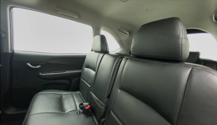 2017 Honda BR-V 1.5L I-VTEC V CVT, Petrol, Automatic, 18,875 km, Right Side Rear Door Cabin