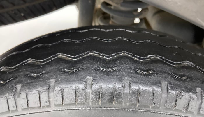 2019 Maruti Eeco 5 STR WITH AC PLUSHTR, Petrol, Manual, 32,112 km, Right Rear Tyre Tread