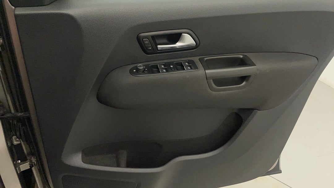 2017 Volkswagen Amarok V6 Tdi 550 Highline, Automatic, 69887 km, Speaker View