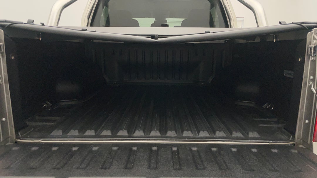 2017 Volkswagen Amarok V6 Tdi 550 Highline, Automatic, 69887 km, Boot Inside View