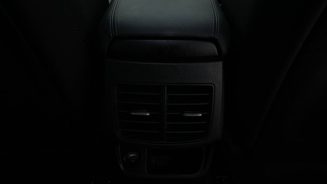 2022 Kia Seltos Gt-line (awd), Automatic, 25396 km, Rear A/C Vent