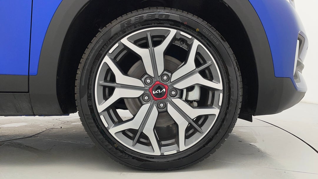 2022 Kia Seltos Gt-line (awd), Automatic, 25396 km, Right Front Wheel