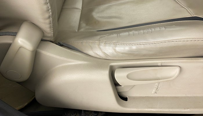 2011 Volkswagen Polo HIGHLINE 1.6L PETROL, Petrol, Manual, 79,857 km, Driver Side Adjustment Panel