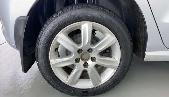 2011 Volkswagen Polo HIGHLINE 1.6L PETROL, Petrol, Manual, 79,857 km, Right Rear Wheel