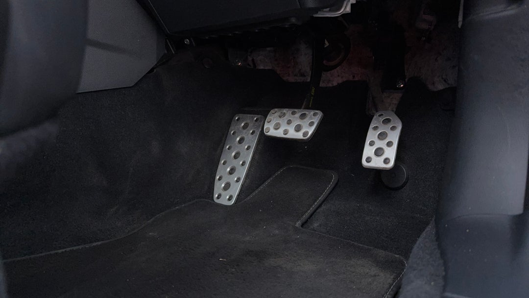 Pedals and Footmat