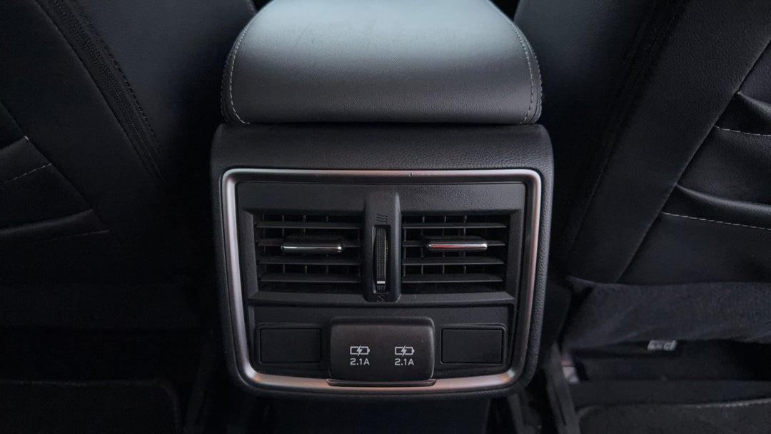 Rear A/C Vent