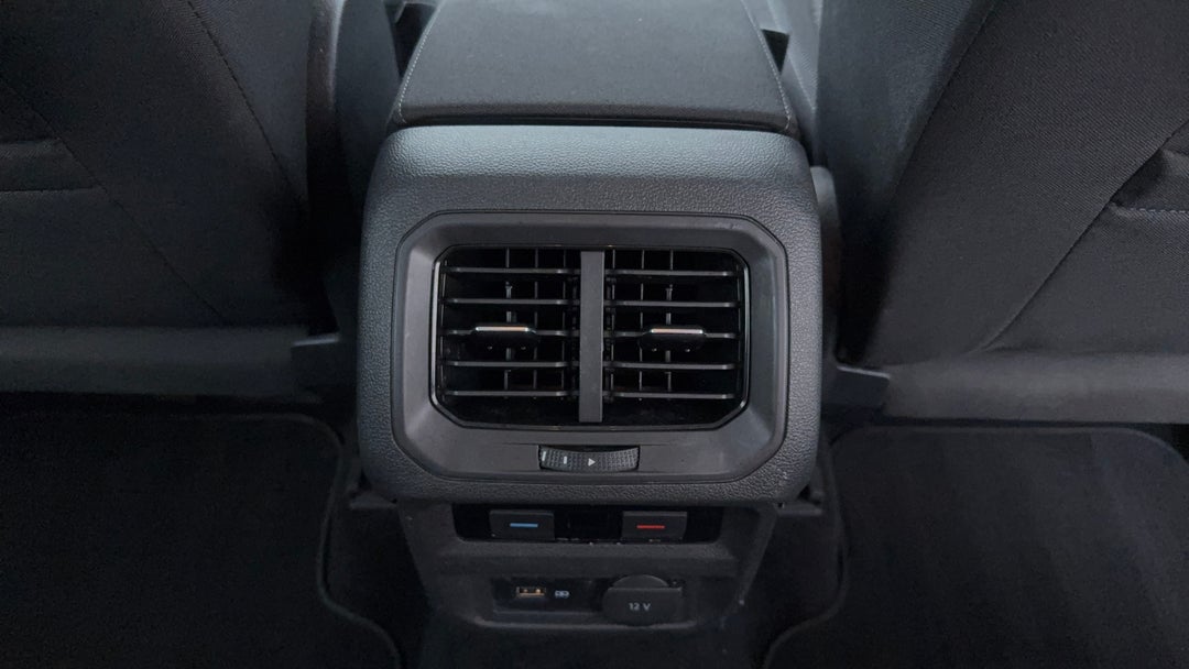 Rear A/C Vent