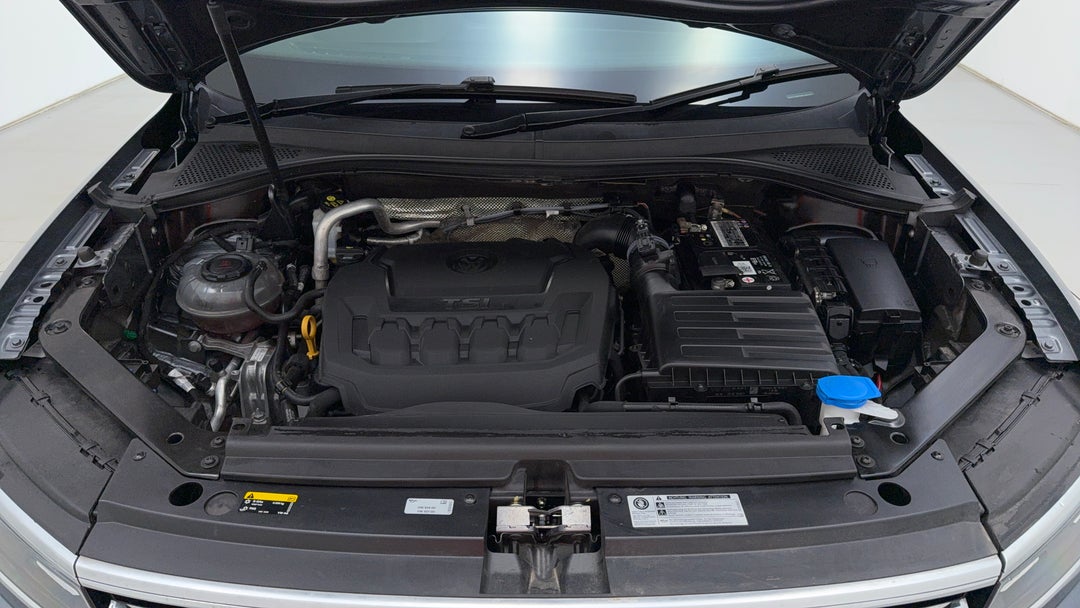 Open Bonnet (Engine)