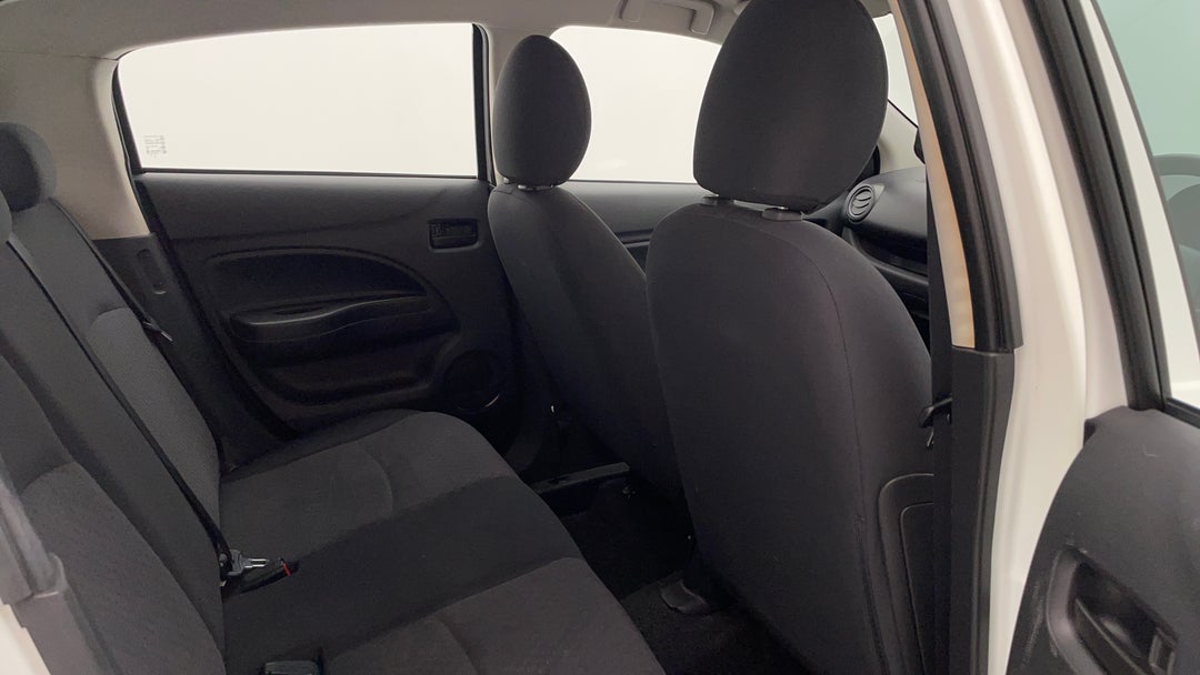 2016 Mitsubishi Mirage Es, Automatic, 71728 km, Right Side Rear Door Cabin View