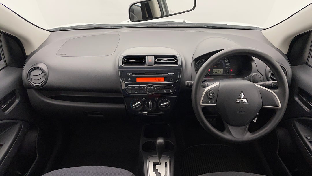 2016 Mitsubishi Mirage Es, Automatic, 71728 km, Center Console