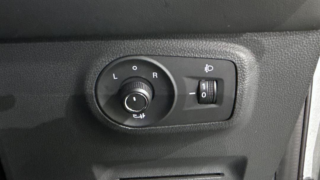 2021 MG Zst Excite, Automatic, 57570 km, Utility Switches/Buttons