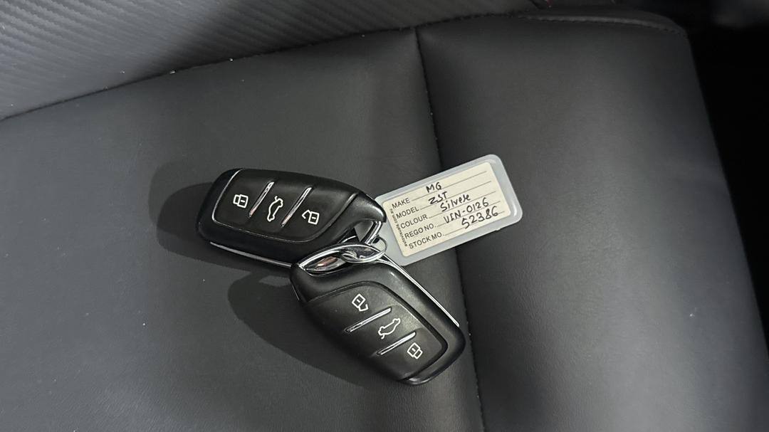 2021 MG Zst Excite, Automatic, 57570 km, Key Close-up