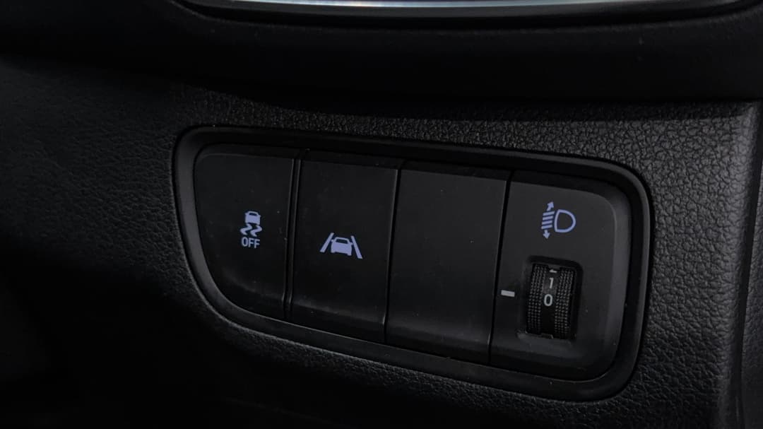 2023 Hyundai Santa Fe Mpi (2WD), Automatic, 48355 km, Utility Switches/Buttons