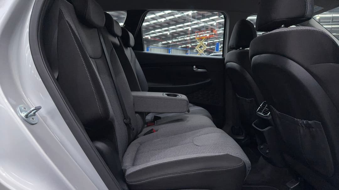 2023 Hyundai Santa Fe Mpi (2WD), Automatic, 48355 km, Right Side Rear Door Cabin View