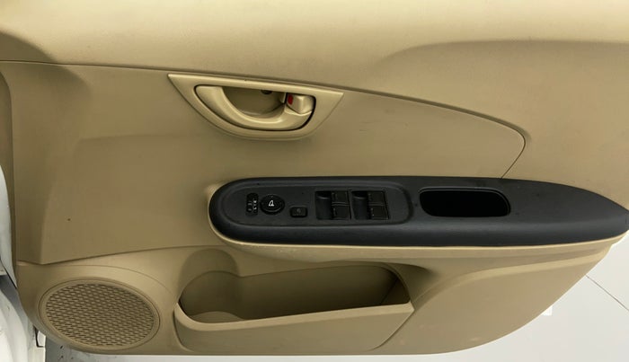 2015 Honda Amaze 1.2 SMT I VTEC, Petrol, Manual, 51,214 km, Driver Side Door Panels Control