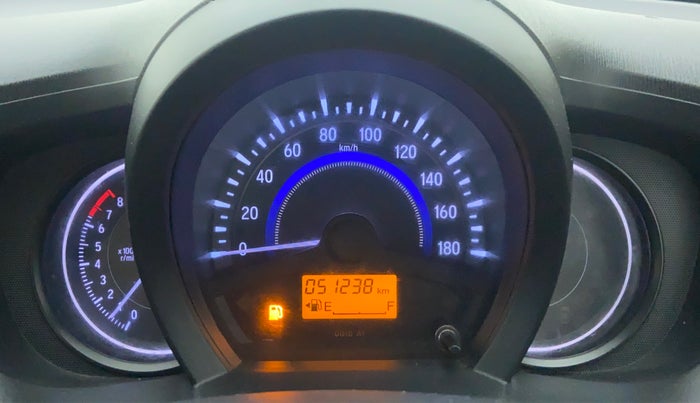 2015 Honda Amaze 1.2 SMT I VTEC, Petrol, Manual, 51,214 km, Odometer Image