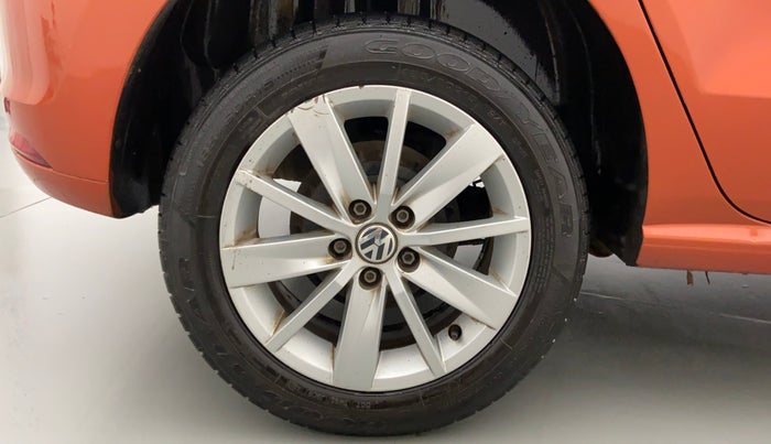 2016 Volkswagen Polo HIGHLINE1.2L PETROL, Petrol, Manual, 71,712 km, Right Rear Wheel