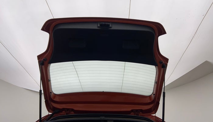 2016 Volkswagen Polo HIGHLINE1.2L PETROL, Petrol, Manual, 71,712 km, Boot Door Open