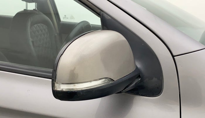 2012 Hyundai i20 MAGNA (O) 1.2, Petrol, Manual, 68,907 km, Right rear-view mirror - Indicator light has minor damage