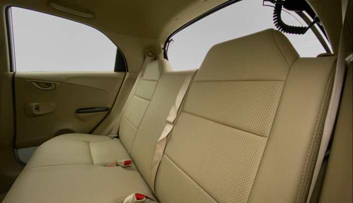 2014 Honda Brio 1.2 S MT I VTEC, Petrol, Manual, 45,127 km, Right Side Rear Door Cabin