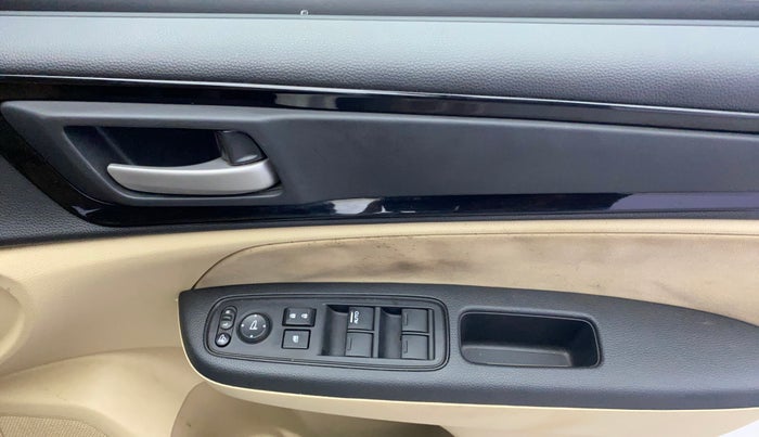 2019 Honda Amaze 1.2L I-VTEC VX, Petrol, Manual, 24,517 km, Driver Side Door Panels Control