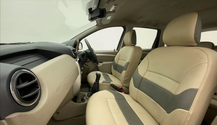 2014 Nissan Terrano XL (D), Diesel, Manual, 66,363 km, Right Side Front Door Cabin