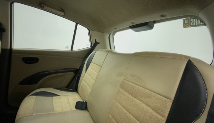2014 Hyundai i10 MAGNA 1.1, Petrol, Manual, 85,238 km, Right Side Rear Door Cabin