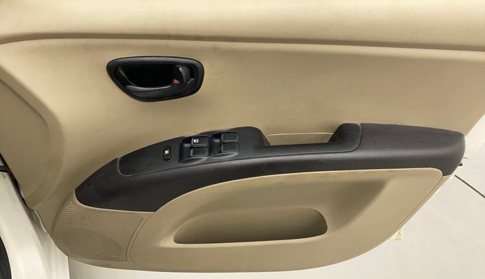 2014 Hyundai i10 MAGNA 1.1, Petrol, Manual, 85,238 km, Driver Side Door Panels Control