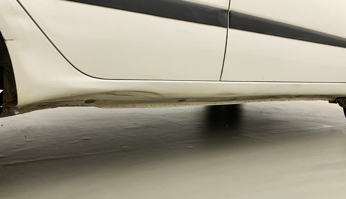 2014 Hyundai i10 MAGNA 1.1, Petrol, Manual, 85,238 km, Right running board - Slightly dented