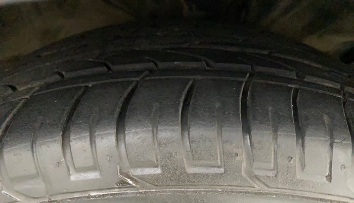 2018 Hyundai Creta SX (O) 1.6 PETROL, Petrol, Manual, 60,036 km, Right Front Tyre Tread